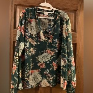 Trendy floral blouse
